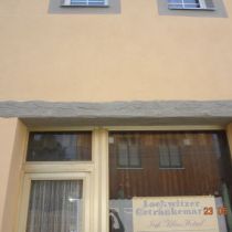 Bauernhaus Fassade Nachbildung eines Holzbalkens